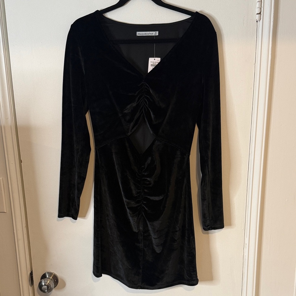 Black Velvet Long Sleeve Dress